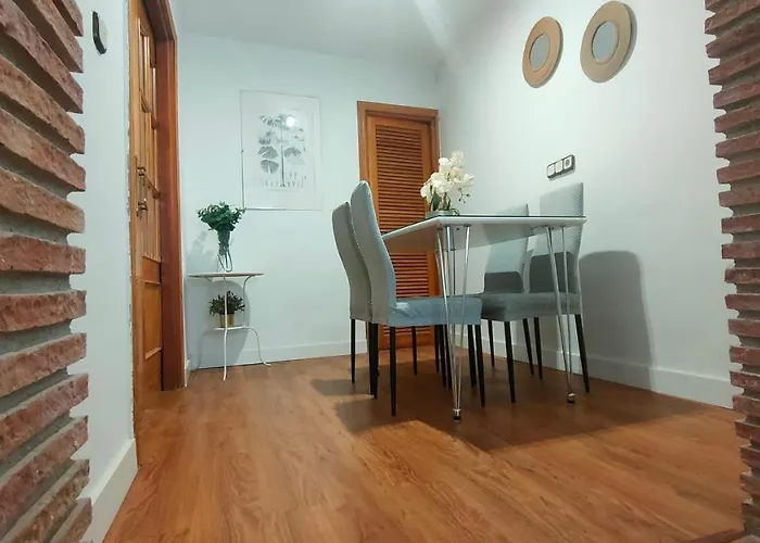 Amplio Apartamento Familiar De 3 Dormitorios En La Zubia Granada A Un Paso De La Alhambra Y Sierra Nevada