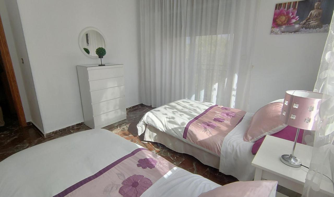Apartment Amplio Familiar De 3 En Granada A Un Paso De La Alhambra Y Sierra Nevada *
